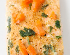 Cartoccio di salmone al curry con carote